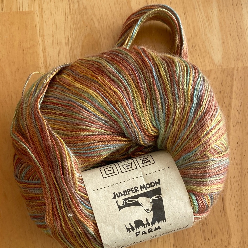 JUNIPER MOON FARM Findley Dappled - Aurora Merino/silk - Picture 3 of 8